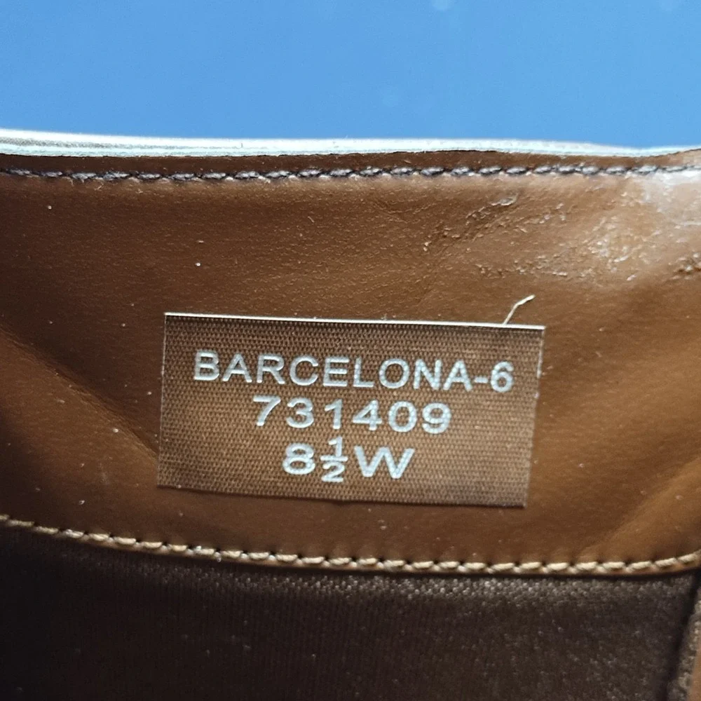 Barcelona-6 Boots‎ Womens Size 8.5W Brown Leather Waterproof Round Toe Side Zip